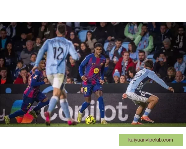 拉什福德场均2.8球突破第300球成就 打破弗里克治下巴萨防线